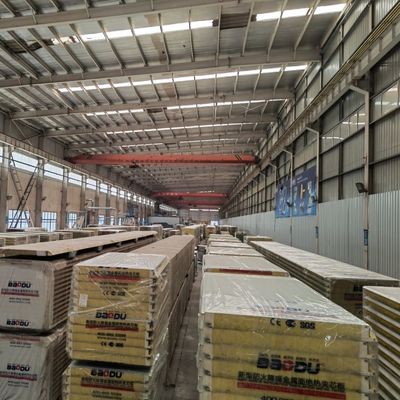 ODM Ceiling Glasswool Sandwich Panel Insulating 50mm-200mm