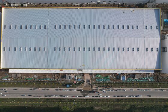 Voorgefabriceerde stalen framecomponenten Installatie op locatie Fabrieksgebouw Voedselverwerkingsfabriek Voorraadmagazijn Transitlogistiek station